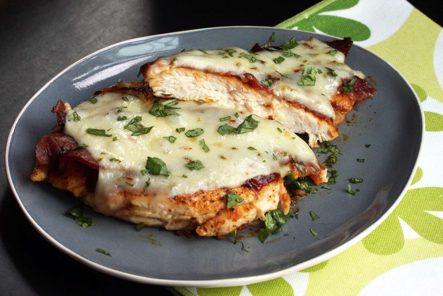 how-to-bake-thick-boneless-chicken-breasts