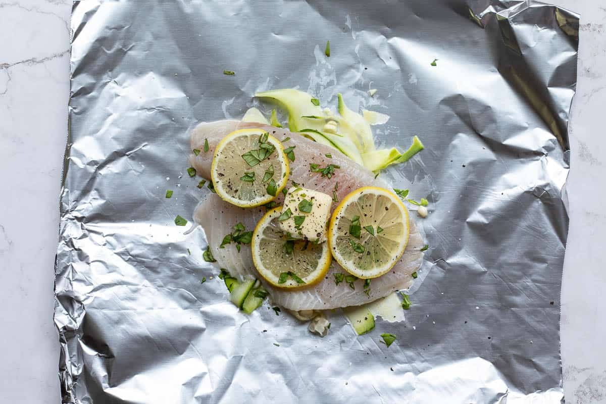 how-to-bake-tilapia-wrapped-in-foil