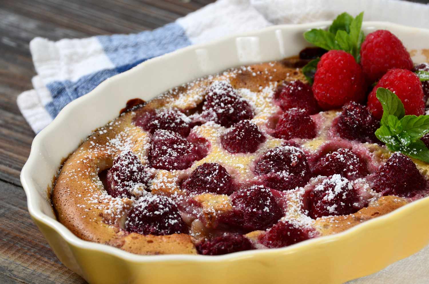 how-to-bake-with-frozen-raspberries