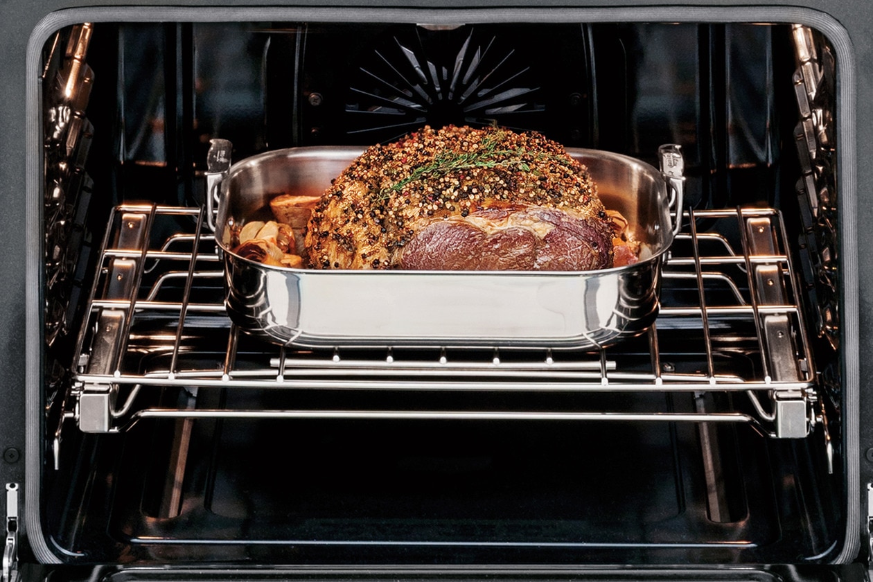 https://recipes.net/wp-content/uploads/2024/01/how-to-broil-using-frigidaire-gas-oven-1704206421.jpg