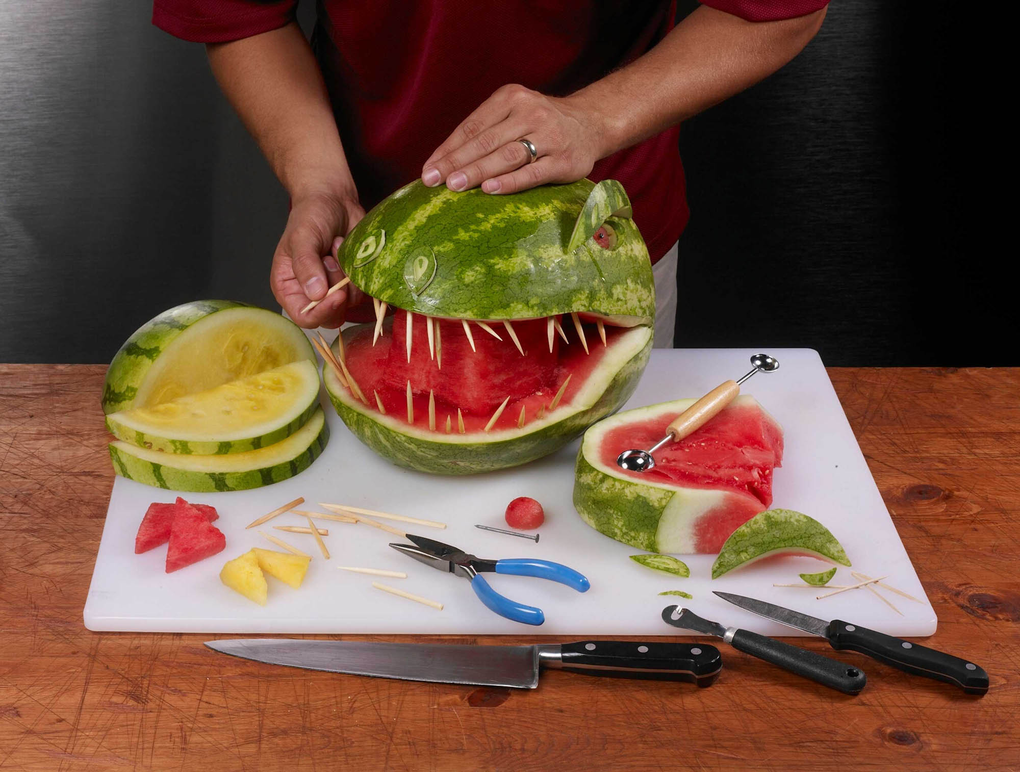 how-to-carve-a-watermelon-into-a-dinosaur
