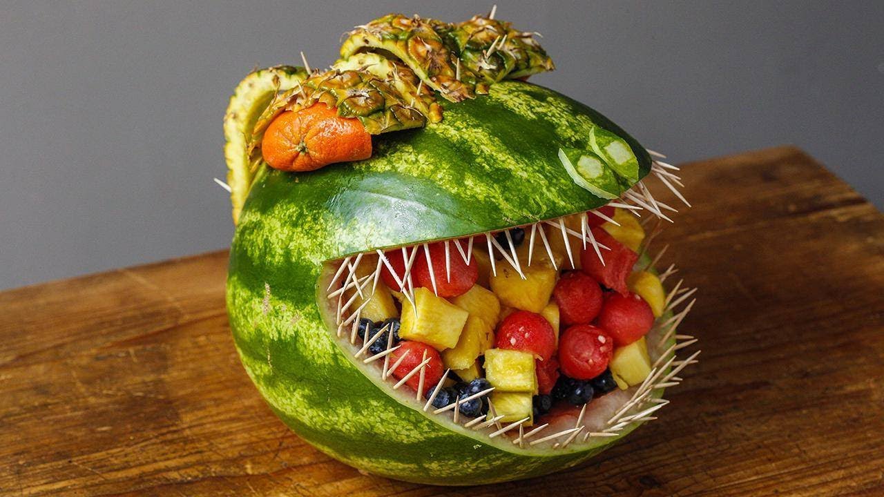 how-to-carve-dinosaur-watermelon