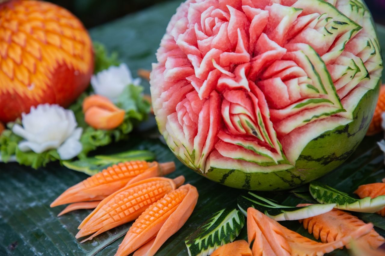 how-to-carve-fruits-and-vegetables