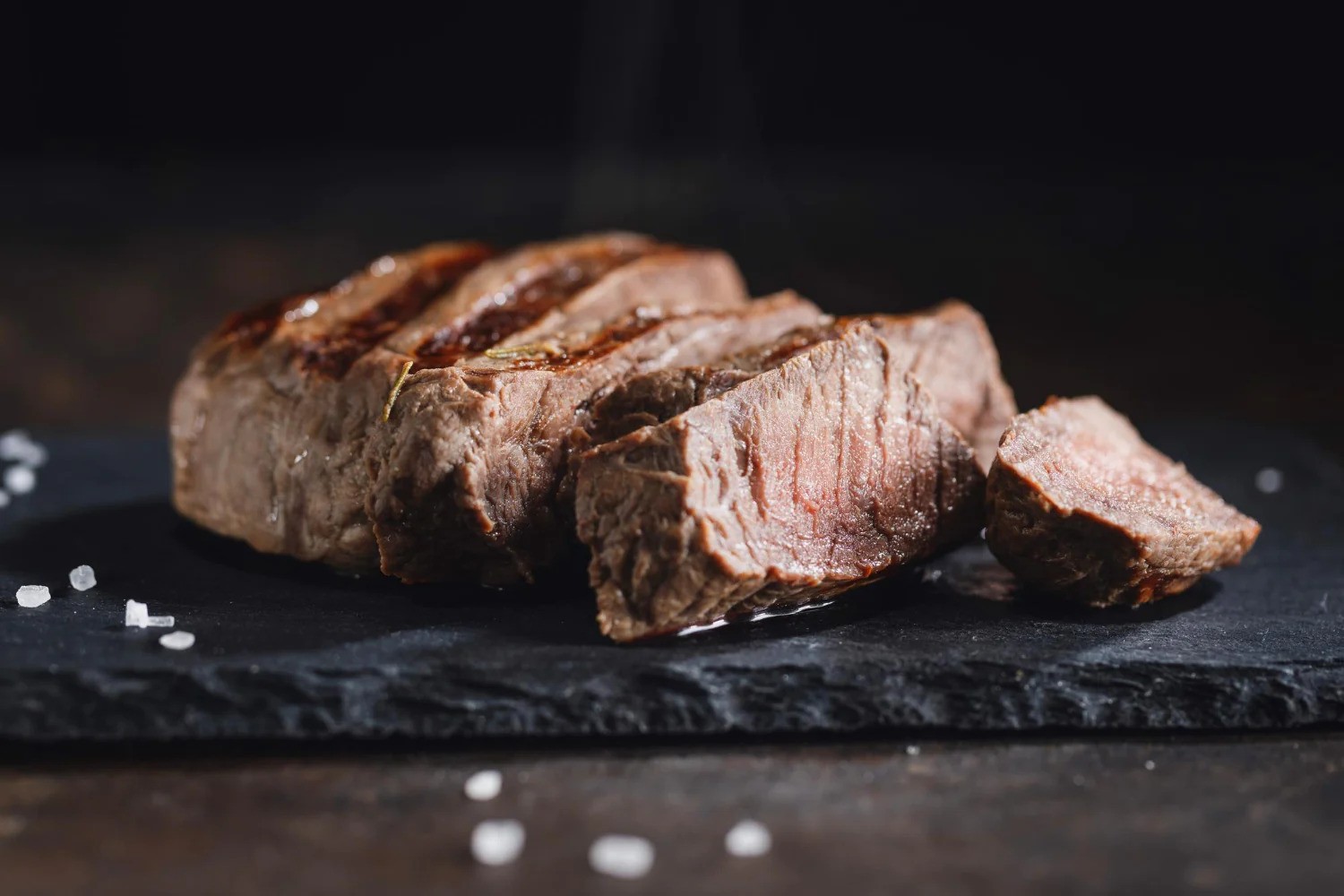 how-to-carve-tenderloin-steak