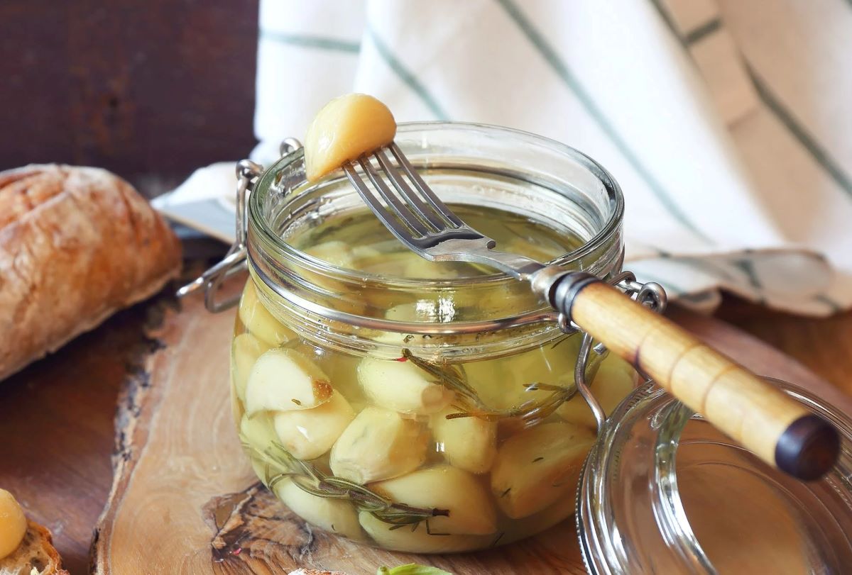 How To Confit Garlic