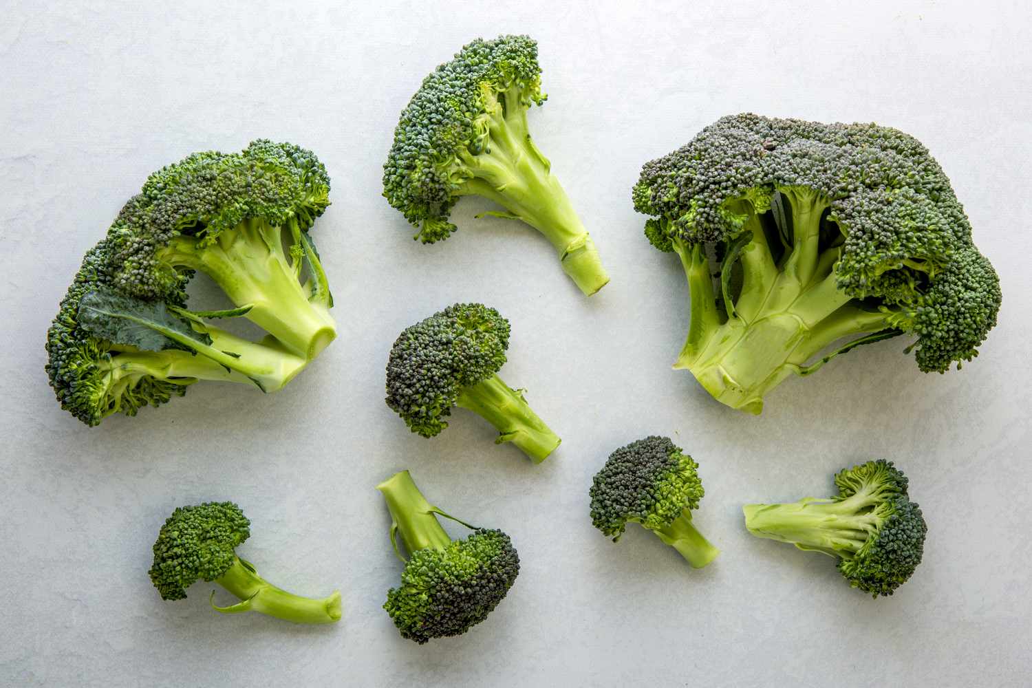 how-to-core-a-head-of-broccoli