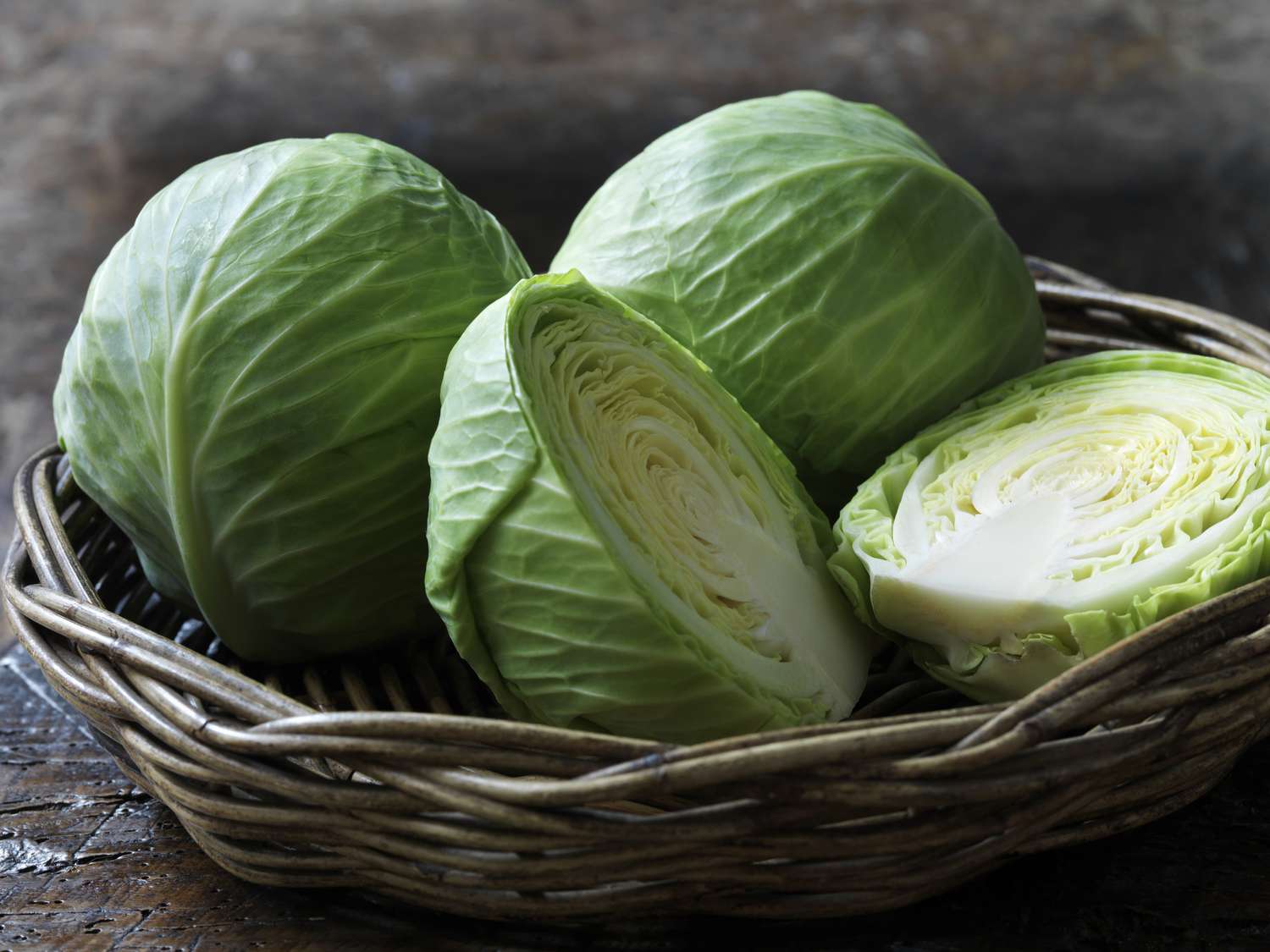 how-to-core-and-cut-a-cabbage