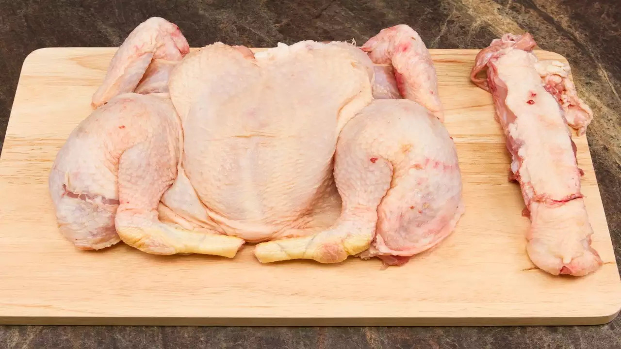 how-to-debone-a-whole-chicken-leaving-a-leg-bone