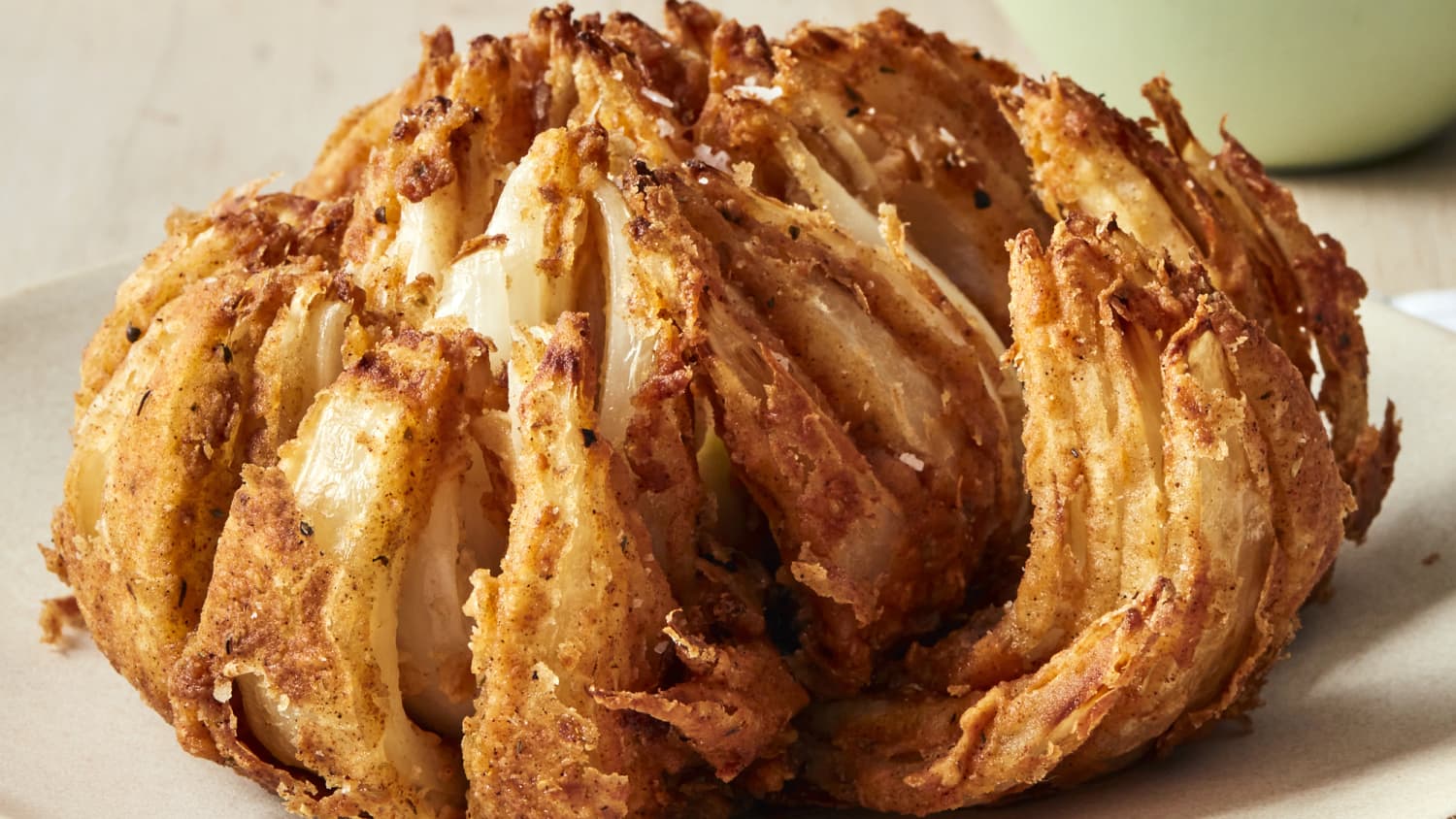 how-to-deep-fry-a-blooming-onion