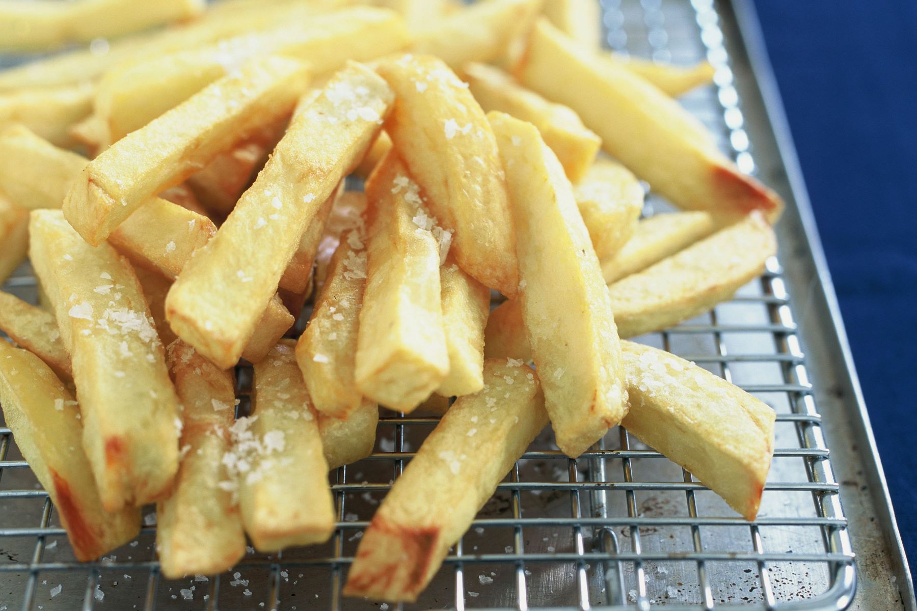 how-to-deep-fry-homemade-chips