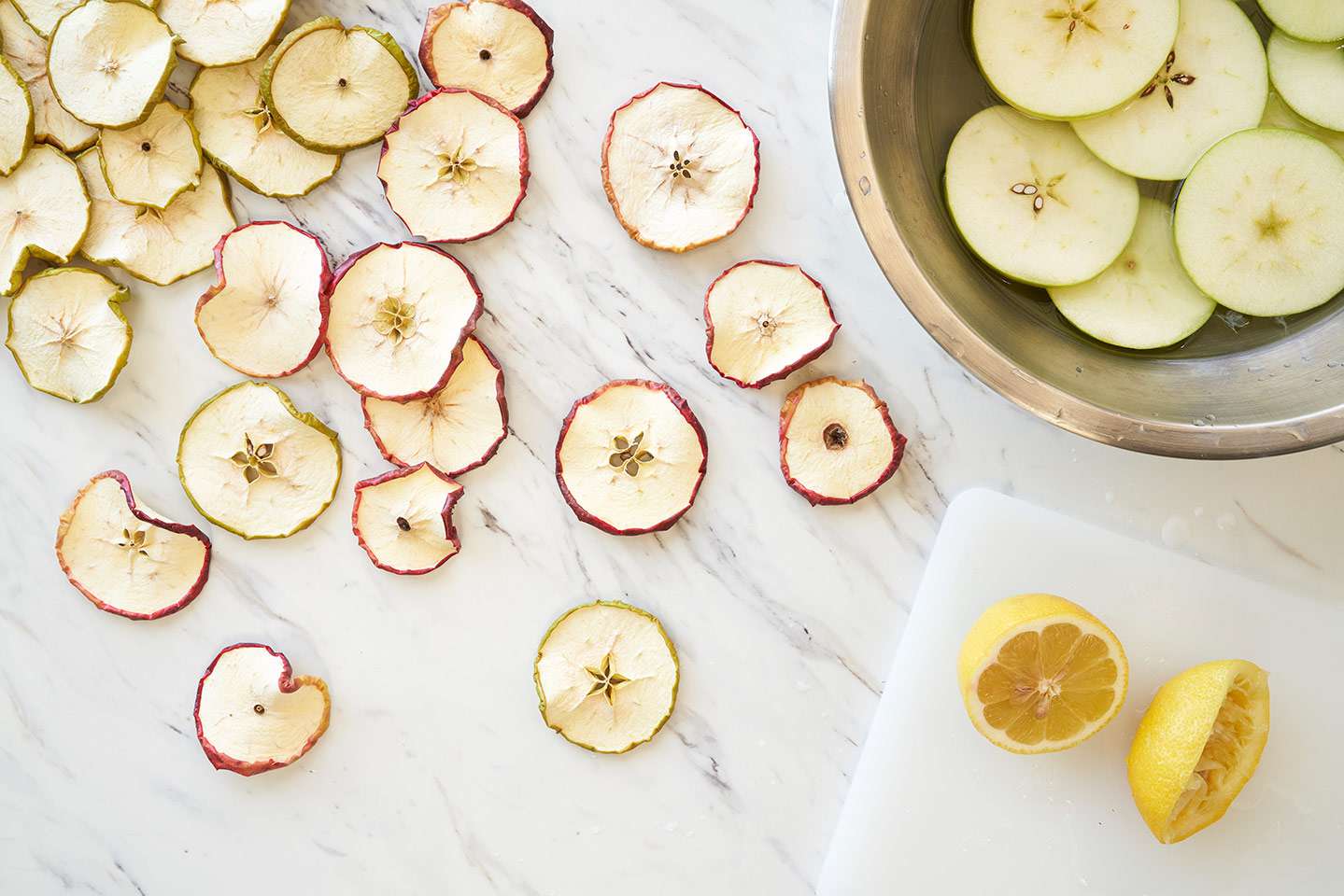 how-to-dehydrate-apple-slices-in-an-oven