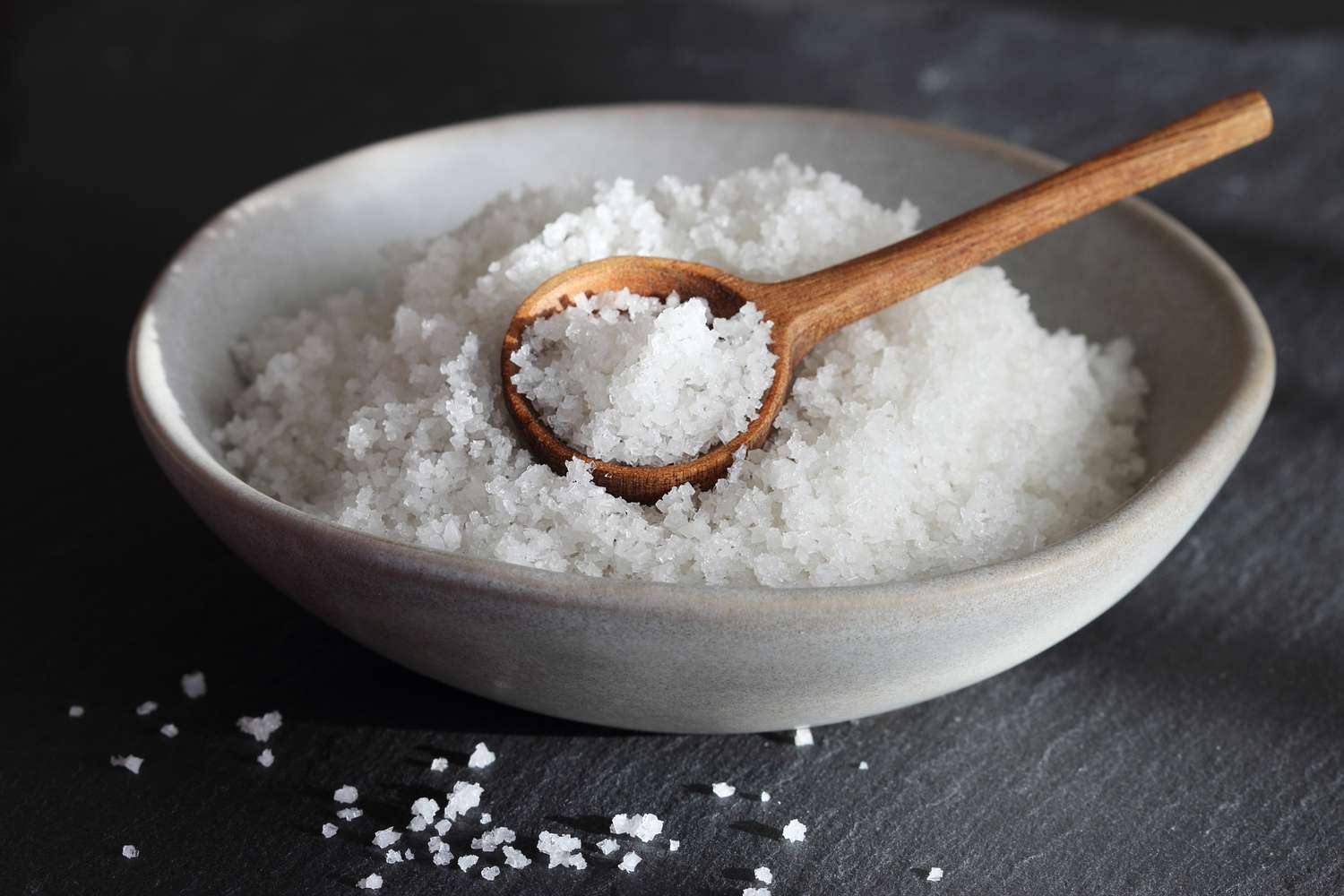 how-to-dehydrate-colorless-salt