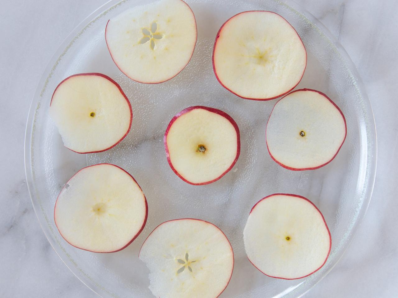 how-to-dehydrate-fruit-in-a-microwave