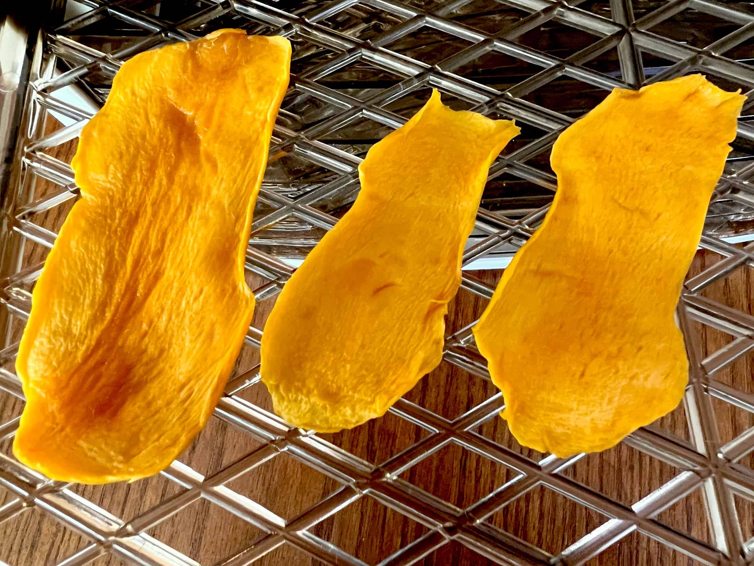 How To Dehydrate Mangoes