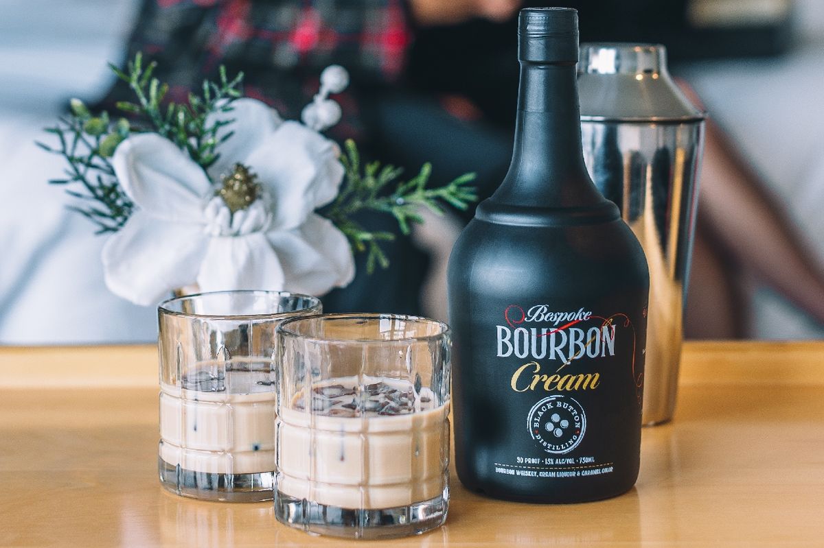how-to-drink-black-button-bourbon-cream