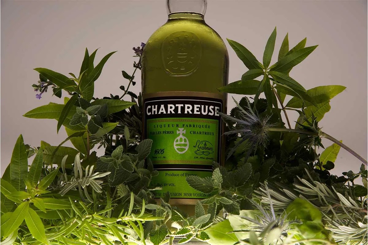 how-to-drink-chartreuse-green-herbal-liqueur