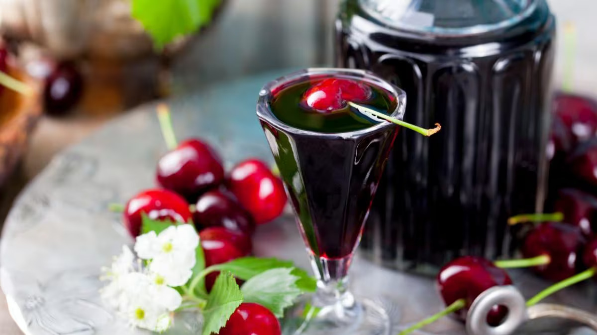 how-to-drink-cherry-liqueur