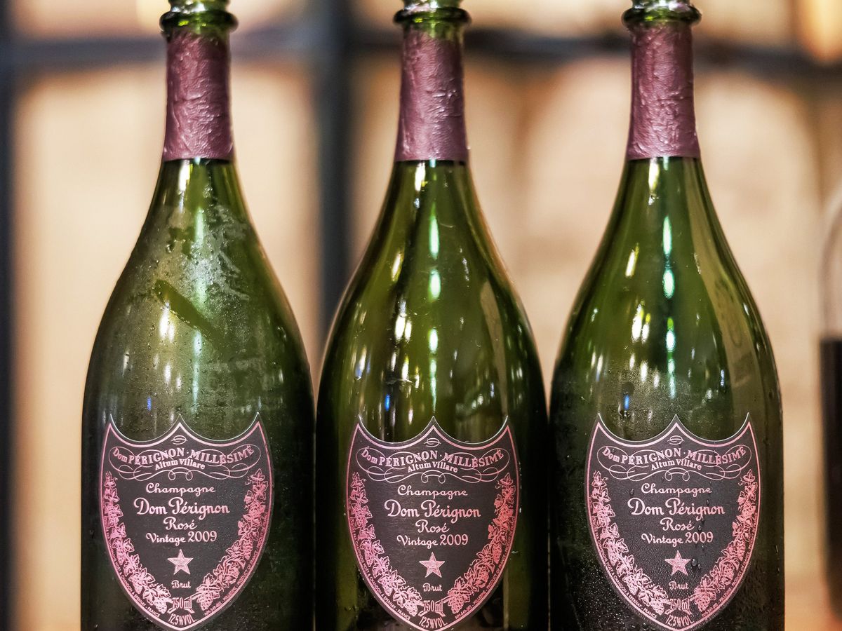 how-to-drink-dom-perignon-2009