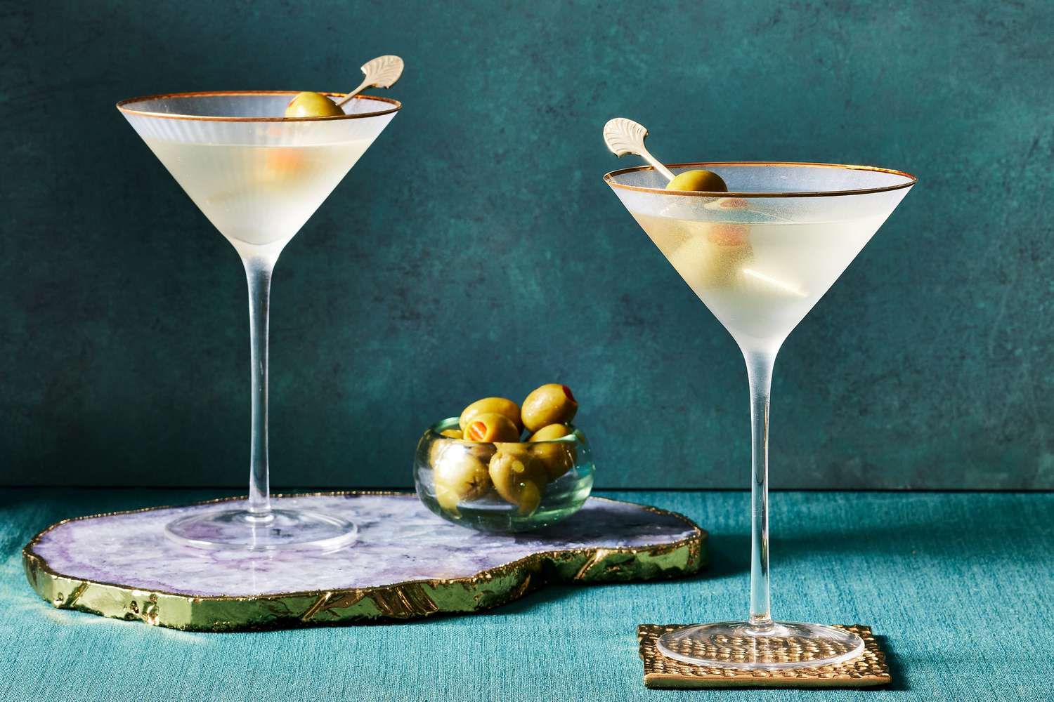 how-to-drink-extra-dry-martini