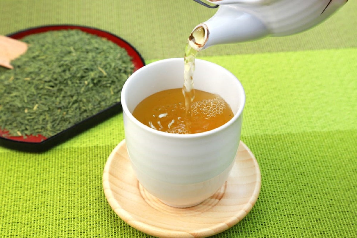 how-to-drink-green-tea-without-staining-teeth