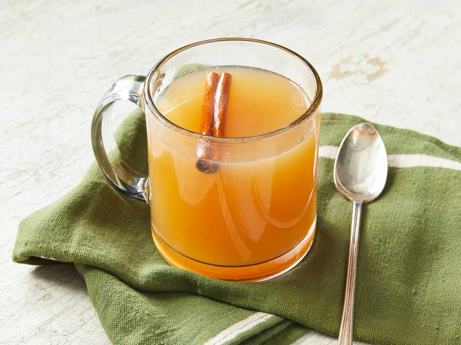 how-to-drink-hot-apple-cider