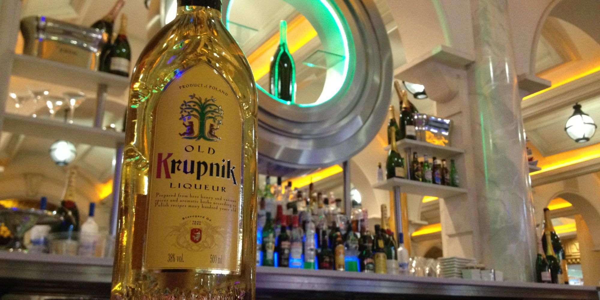 how-to-drink-krupnik-honey-liqueur