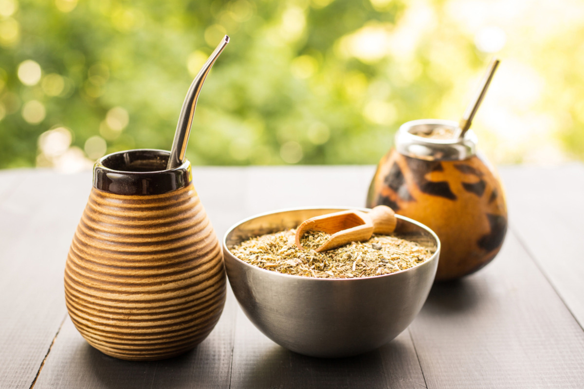 how-to-drink-mate-from-a-gourd