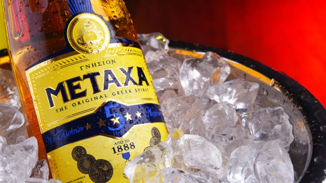 how-to-drink-metaxa-greek
