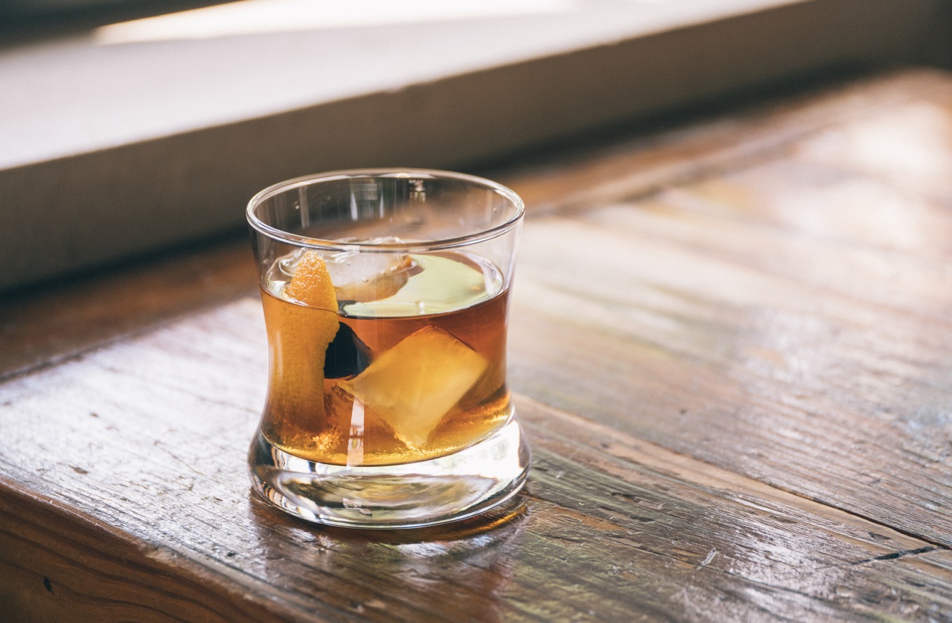 how-to-drink-old-fashioned