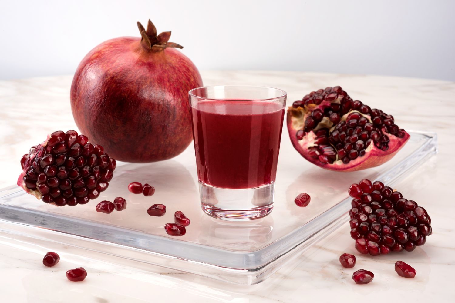 how-to-drink-pomegranate-juice