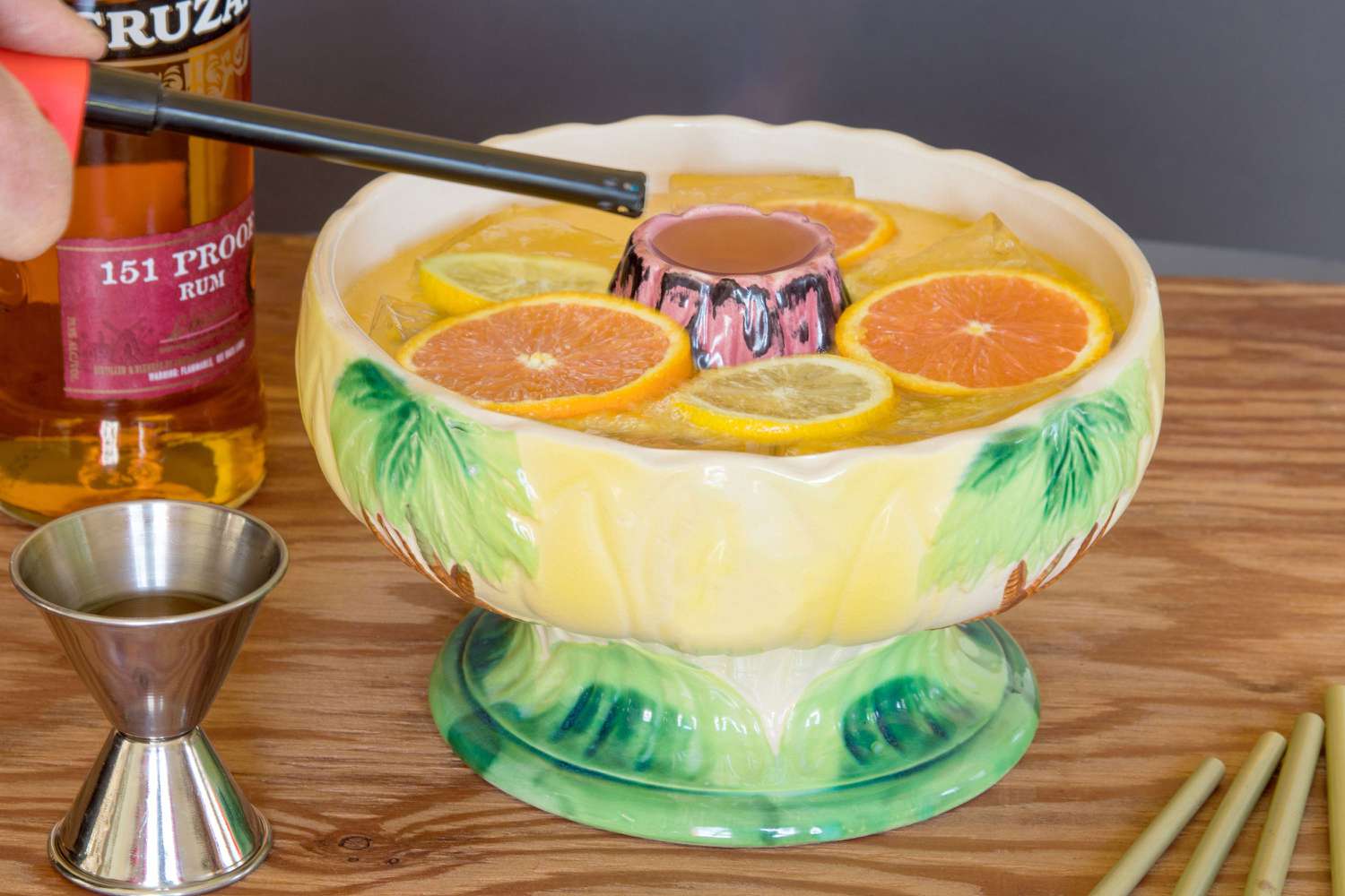 how-to-drink-scorpion-bowl