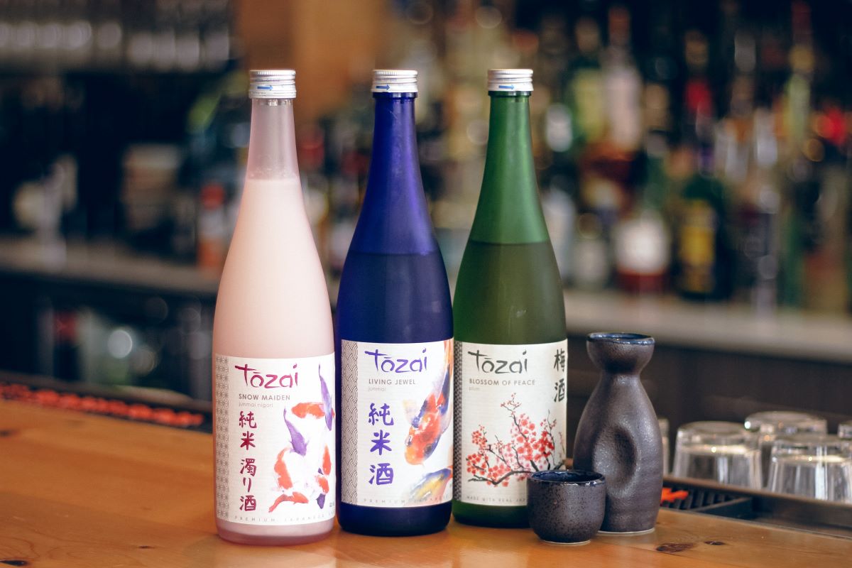 how-to-drink-tozai-living-jewel-sake