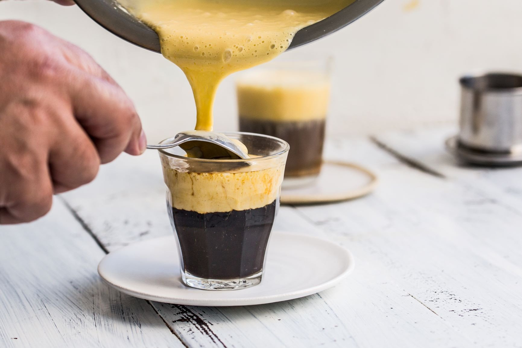 how-to-drink-vietnamese-egg-coffee