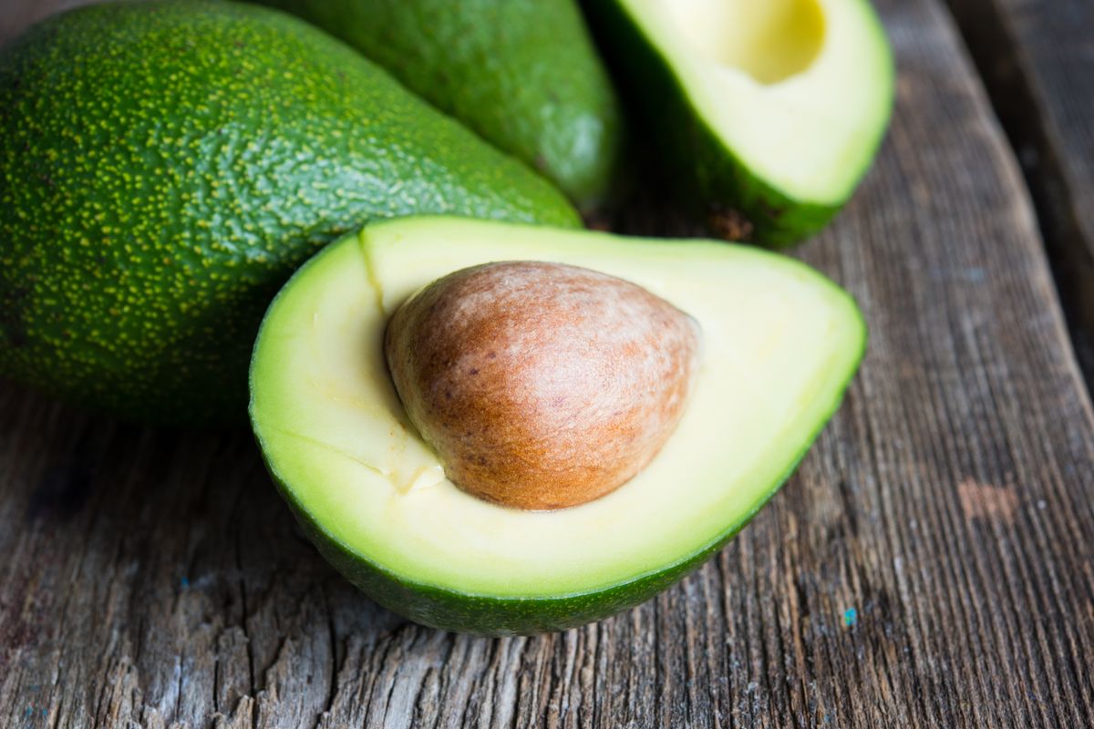 how-to-eat-a-bitter-avocado