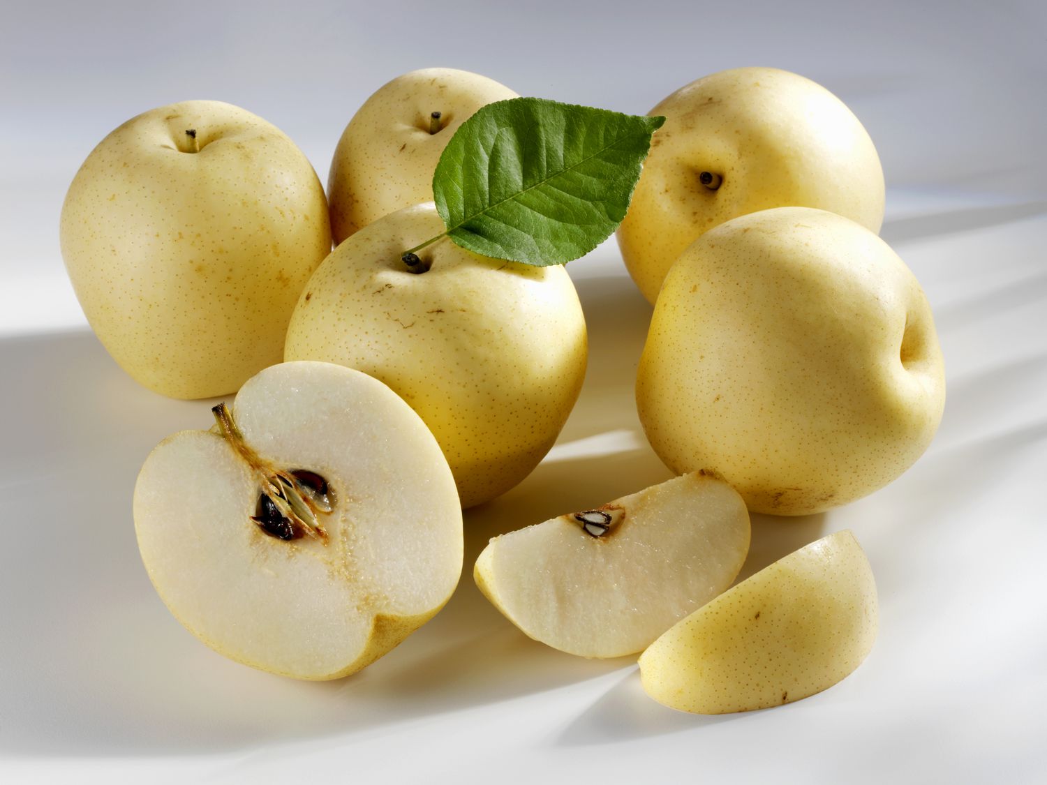 how-to-eat-a-chinese-pear