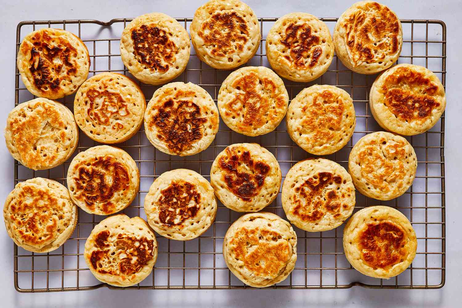 how-to-eat-a-crumpet