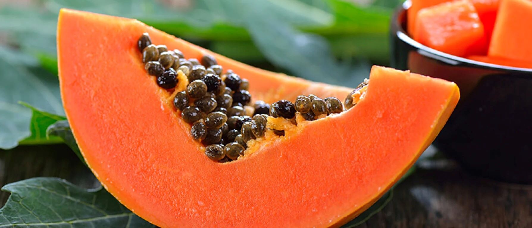 how-to-eat-a-huge-papaya
