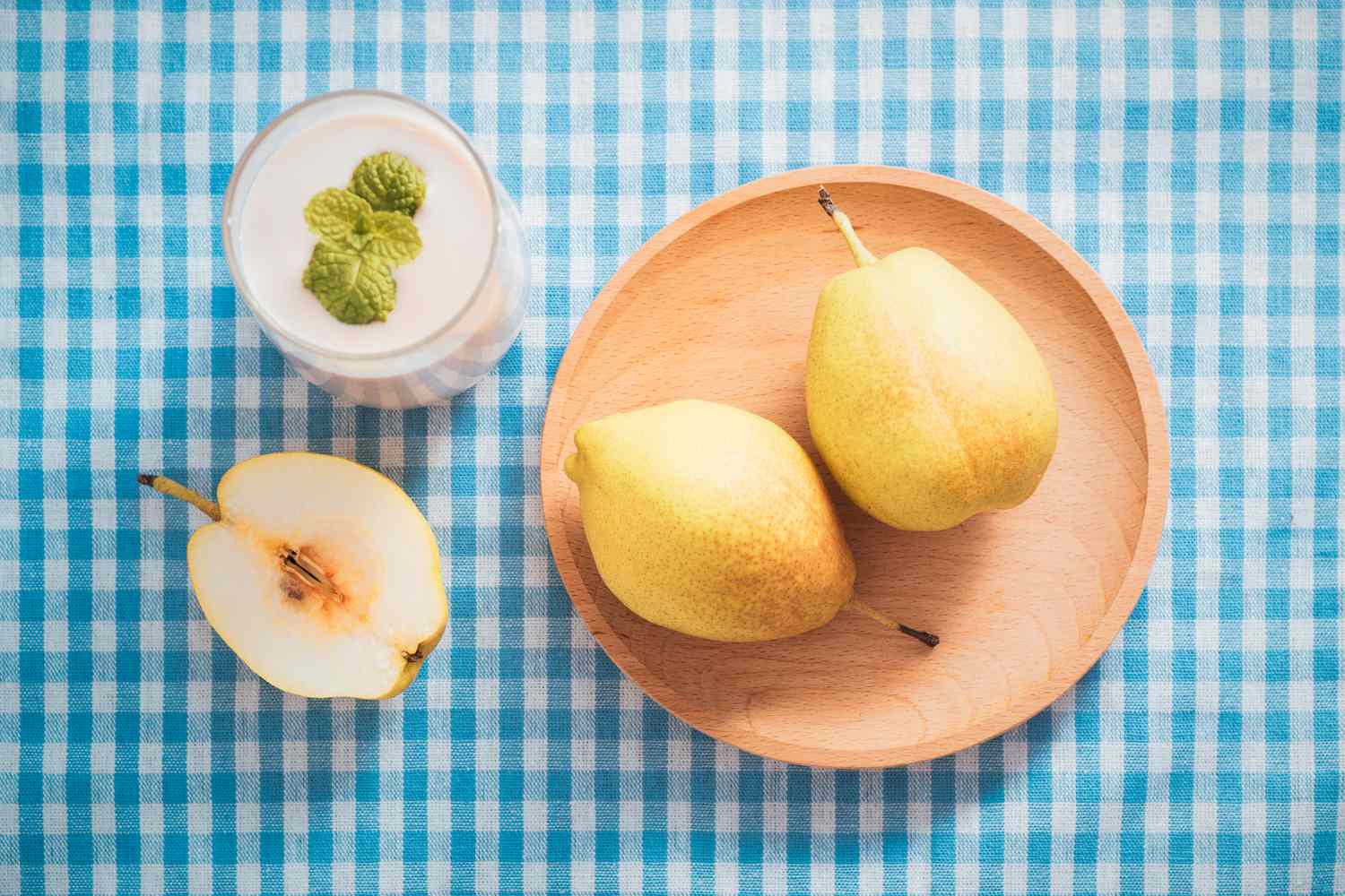how-to-eat-a-japanese-pear
