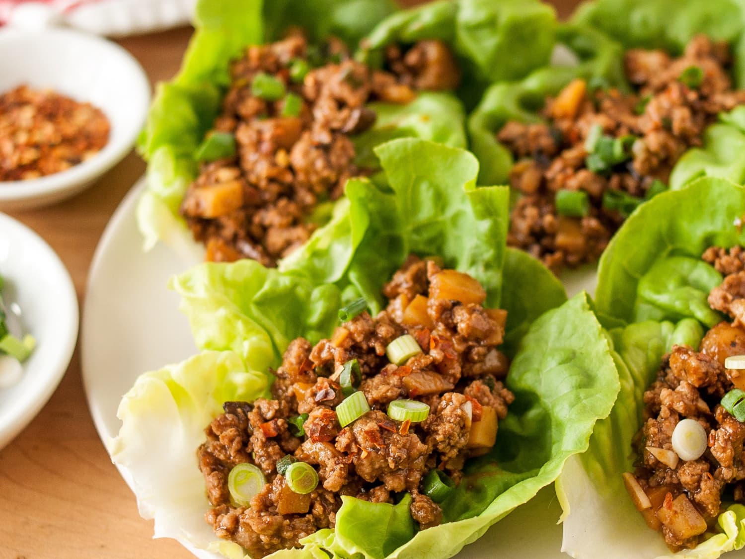 how-to-eat-a-lettuce-wrap