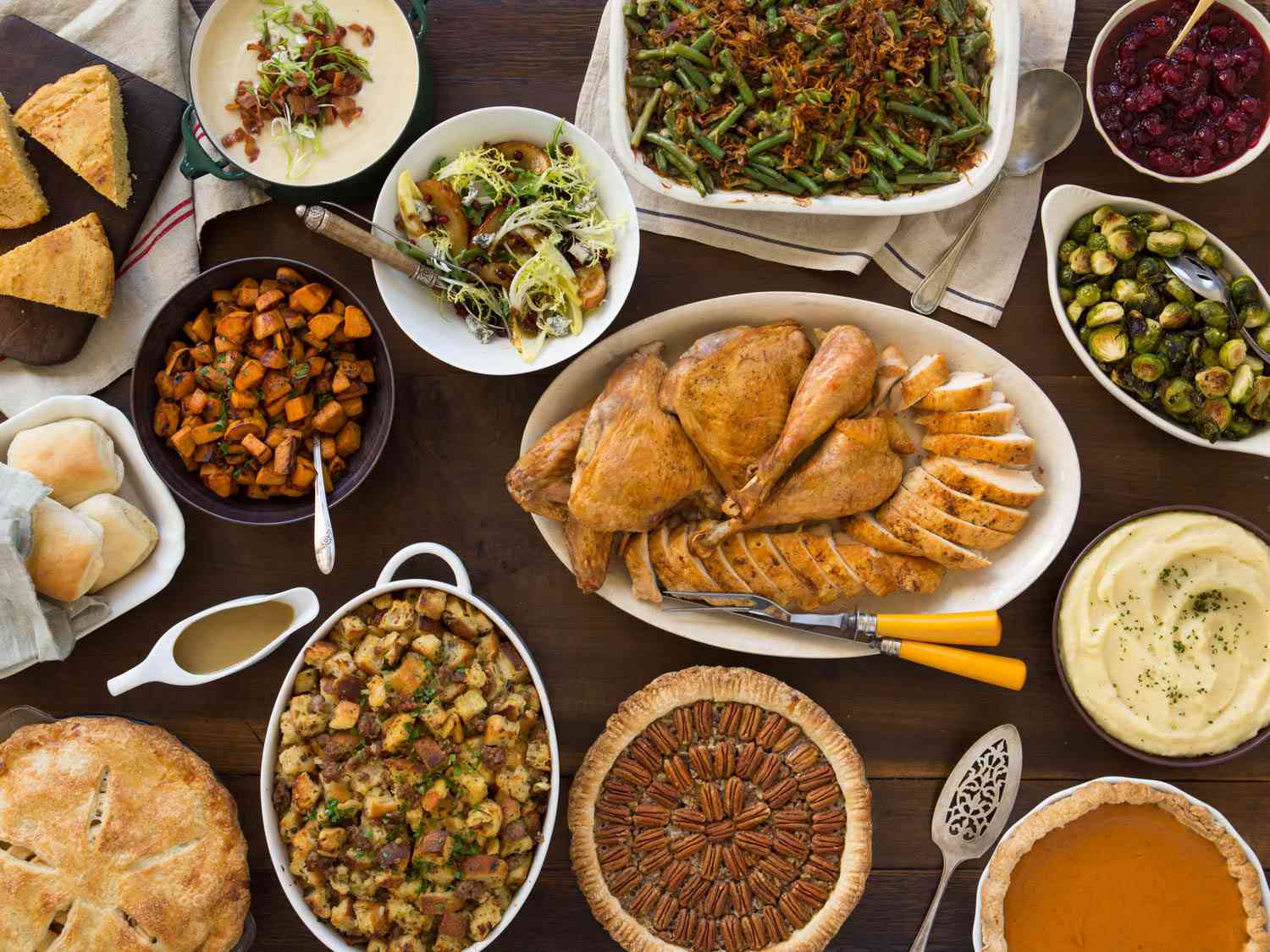 how-to-eat-a-lot-of-food-on-thanksgiving