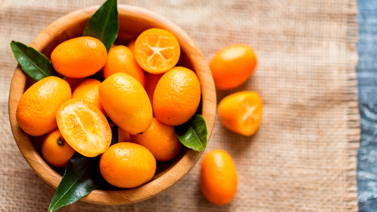 how-to-eat-a-mini-orange