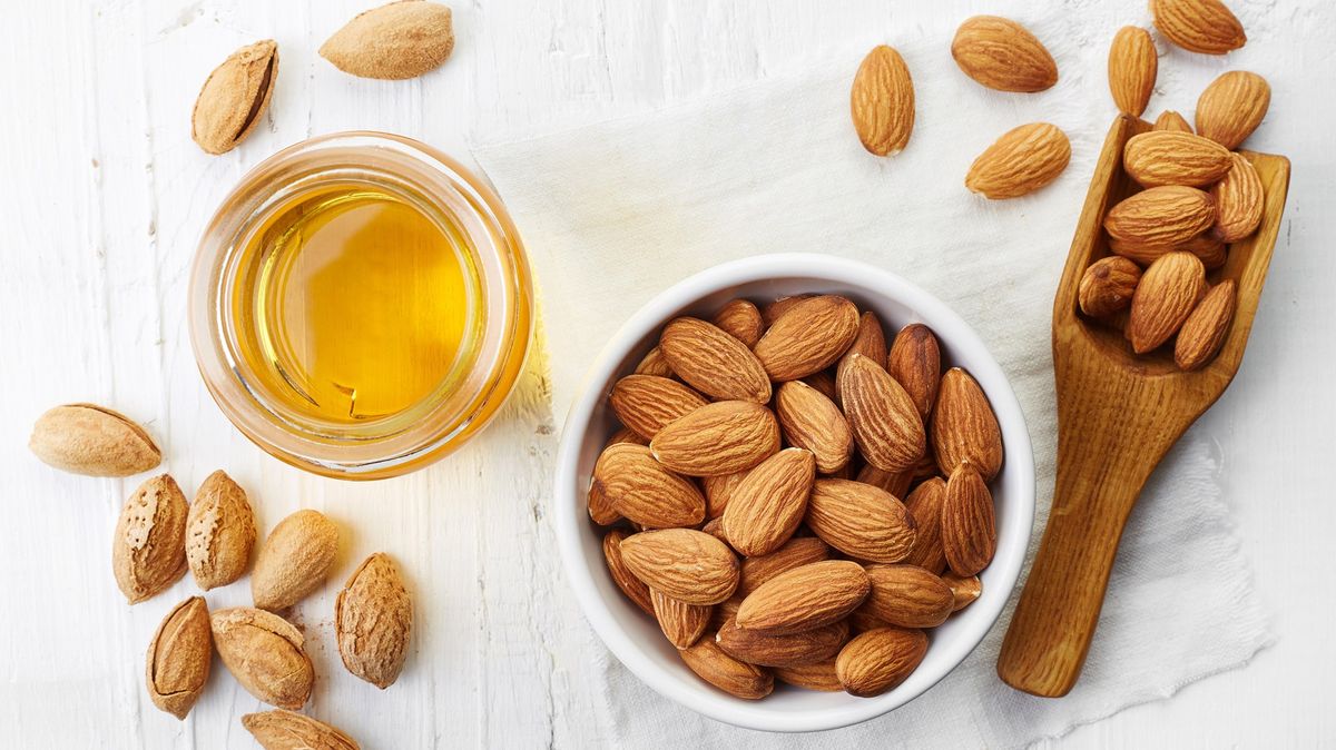 how-to-eat-almonds-for-health-benefits