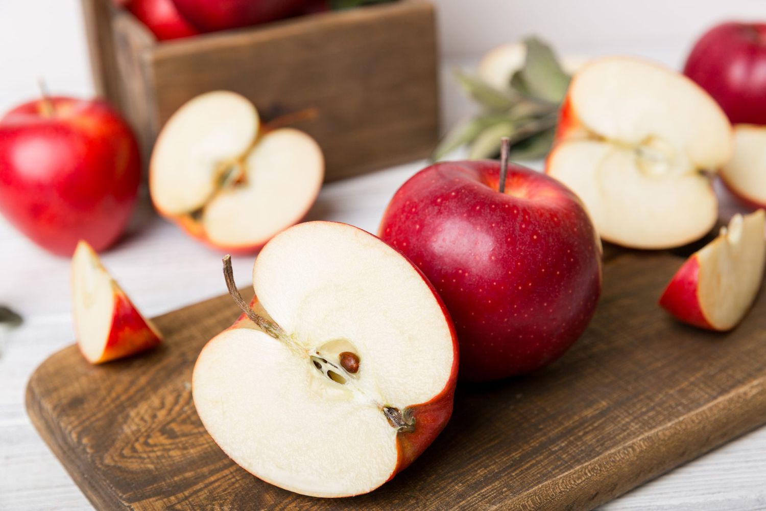 how-to-eat-an-apple-when-youre-allergic