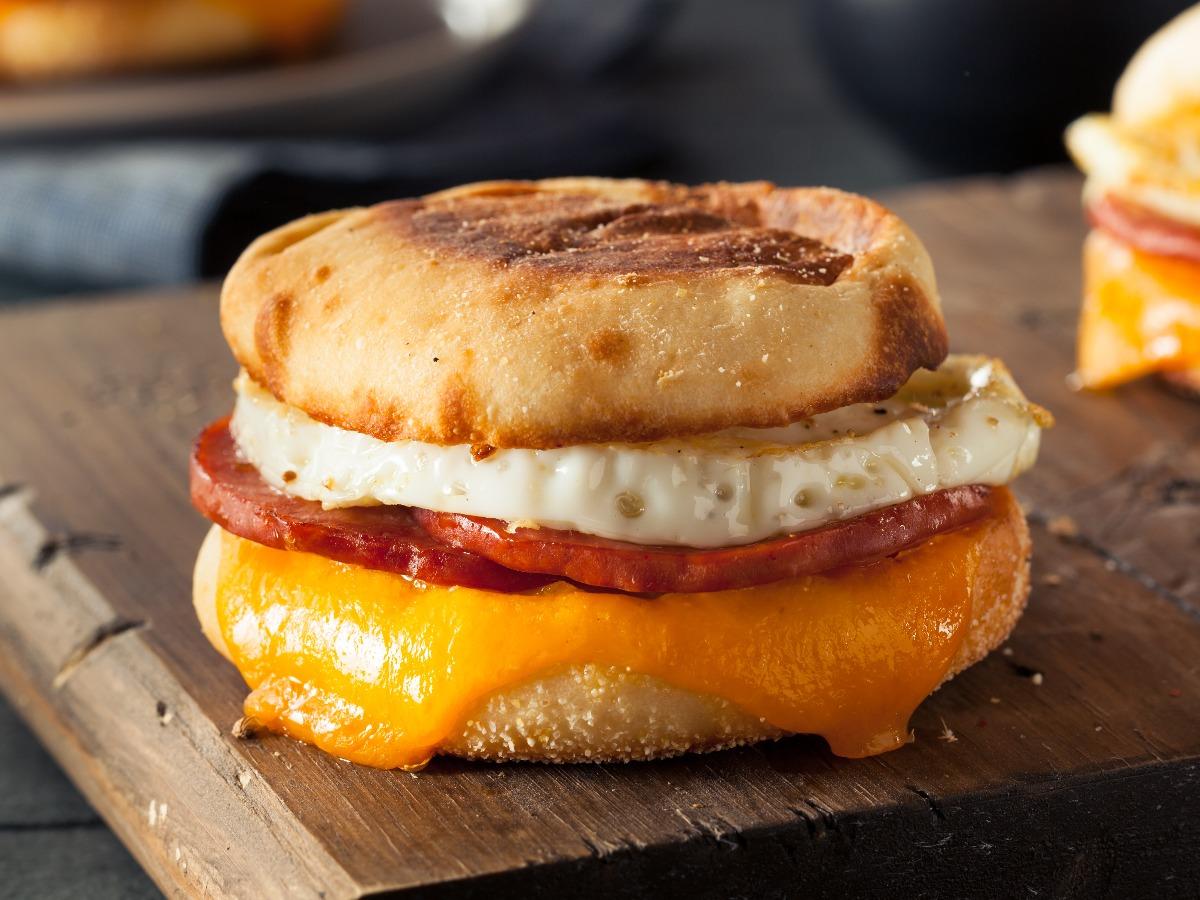 how-to-eat-an-english-muffin
