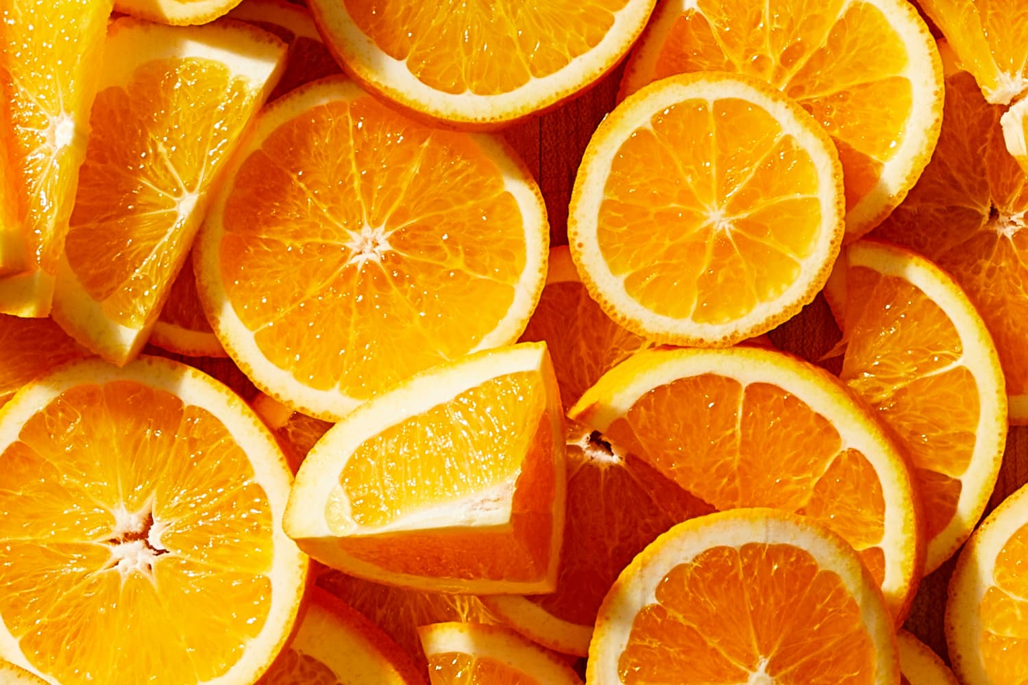 how-to-eat-an-orange-slice