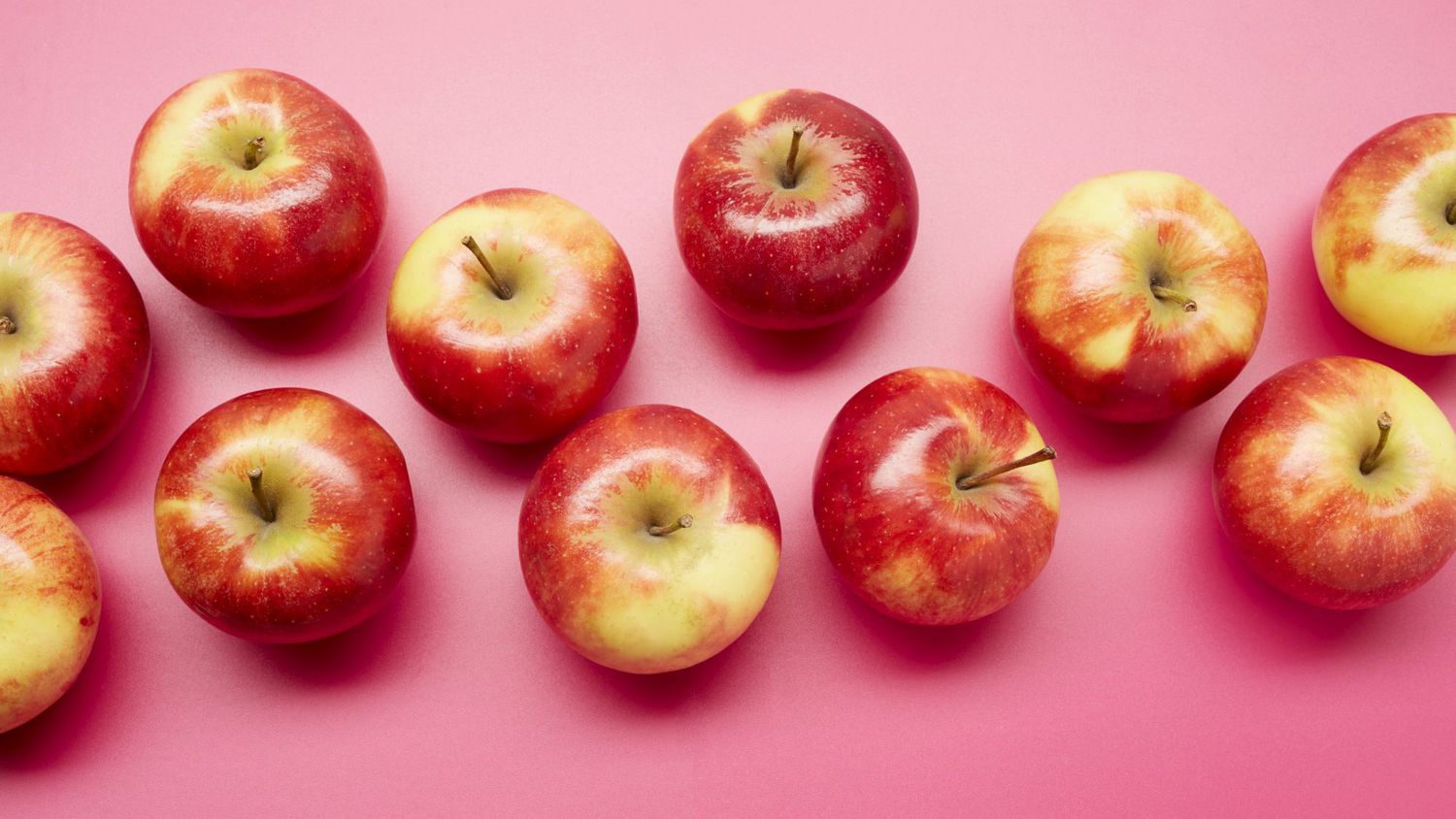 how-to-eat-apples-correctly