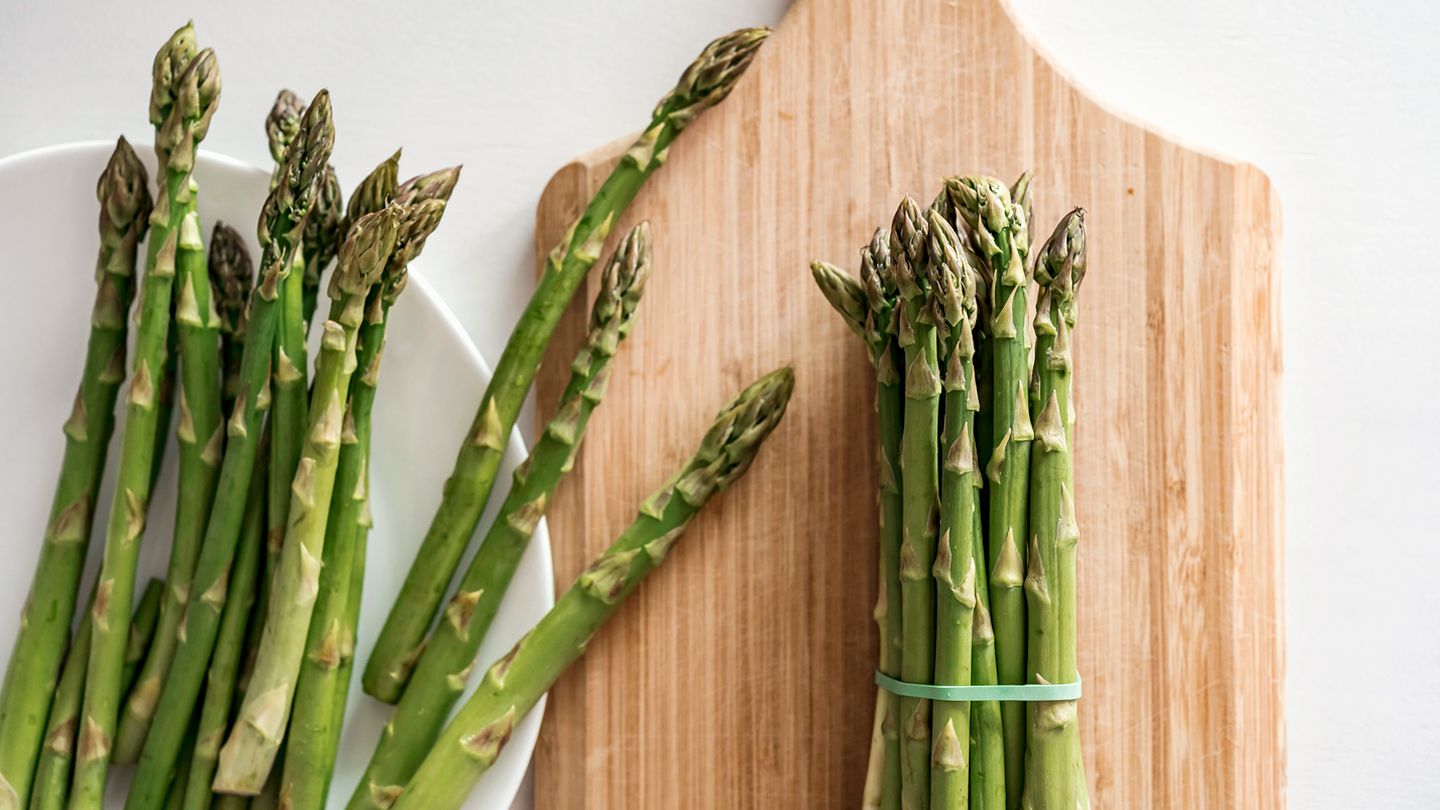 how-to-eat-asparagus-to-prevent-breast-cancer