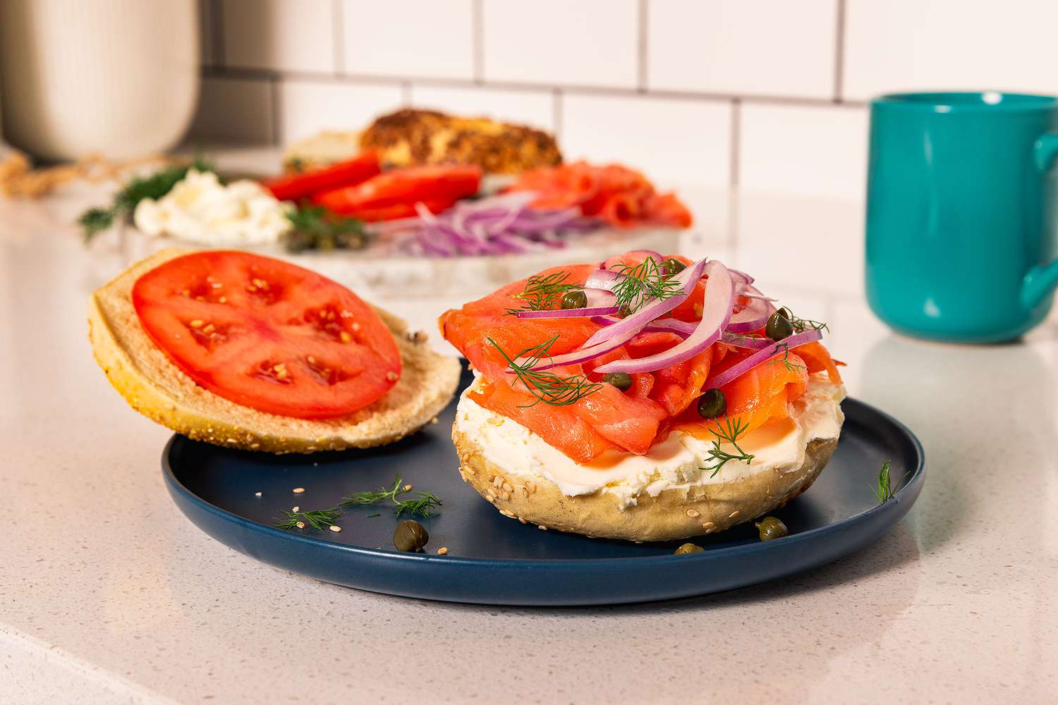 how-to-eat-bagels-and-lox