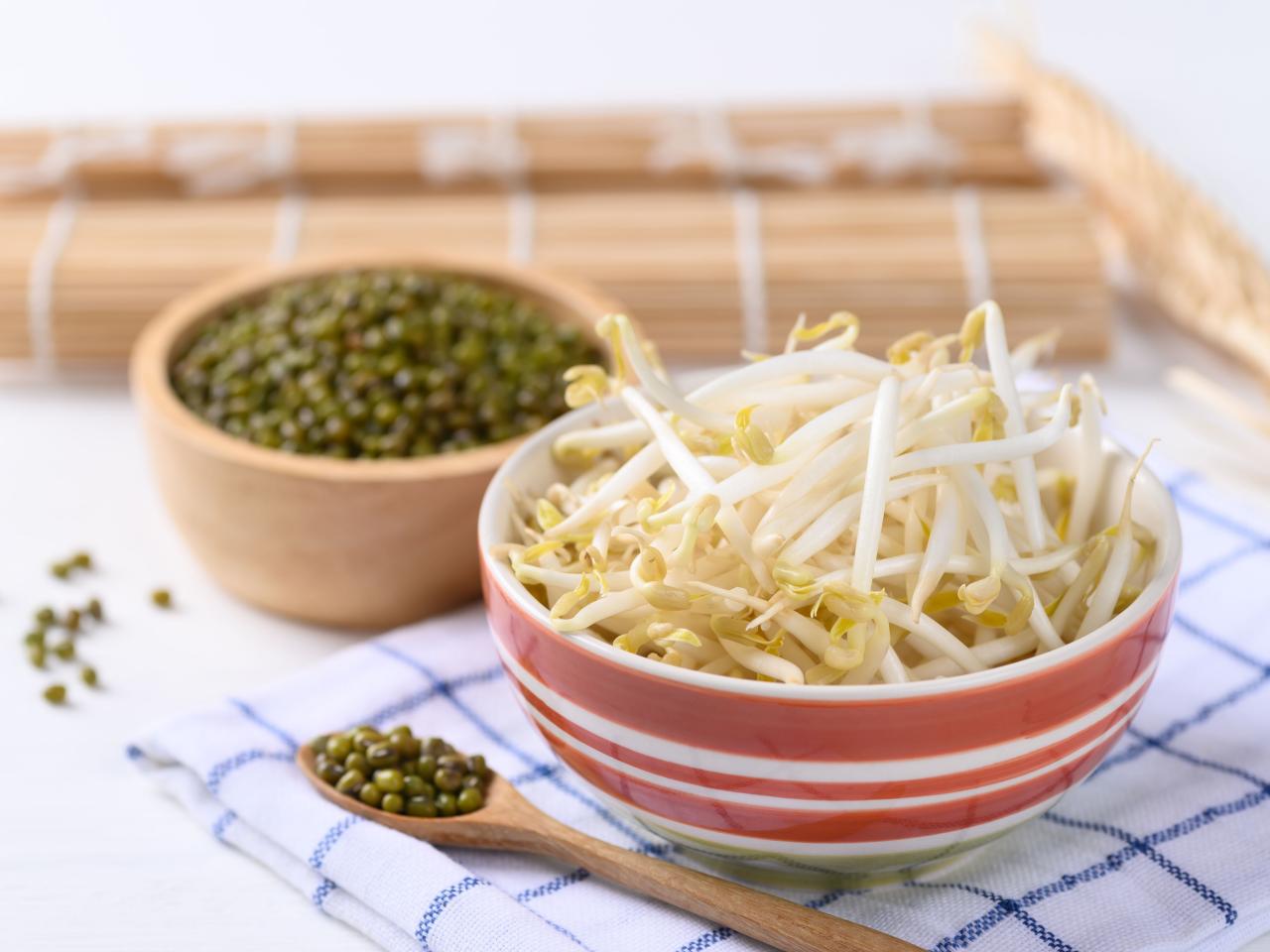 how-to-eat-bean-sprouts