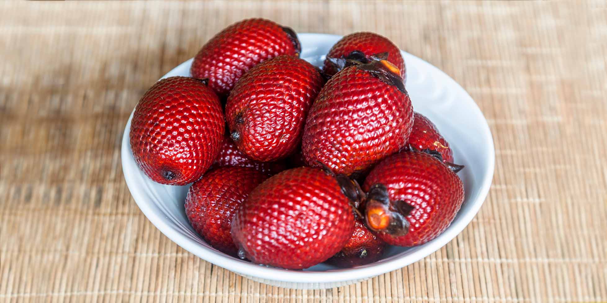 how-to-eat-buriti-fruit